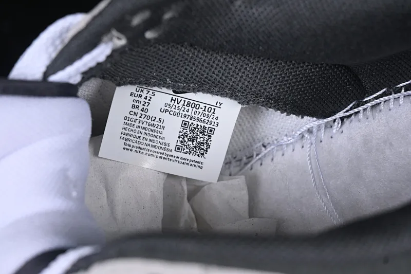All categories Nk SB Dunk series Nk SB Dunk Low low-top sneakers Nk Dunk Low 85 double hook series White Gray Panda SB low-top sports and leisure sneakers HV1800-101